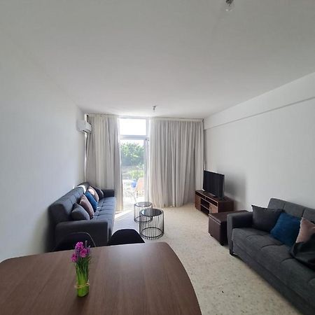 Almyria Apartments - By Imh Travel & Tours パ フォス エクステリア 写真