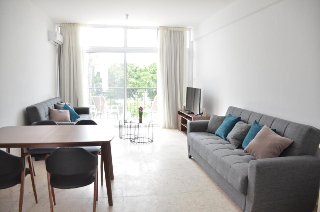 Almyria Apartments - By Imh Travel & Tours パ フォス エクステリア 写真